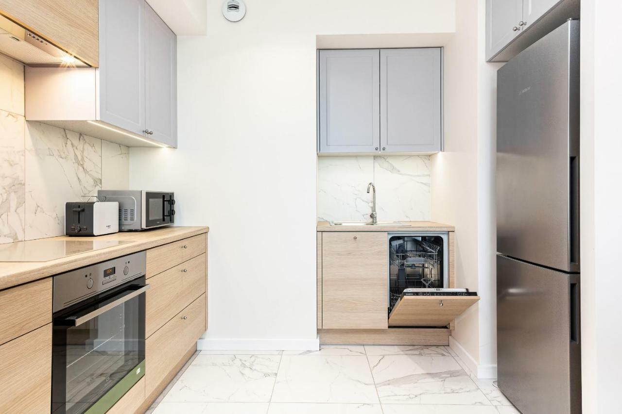 Apartment Walonska With Free Parking Wroclaw By Noclegi Renters Breslávia Exterior foto